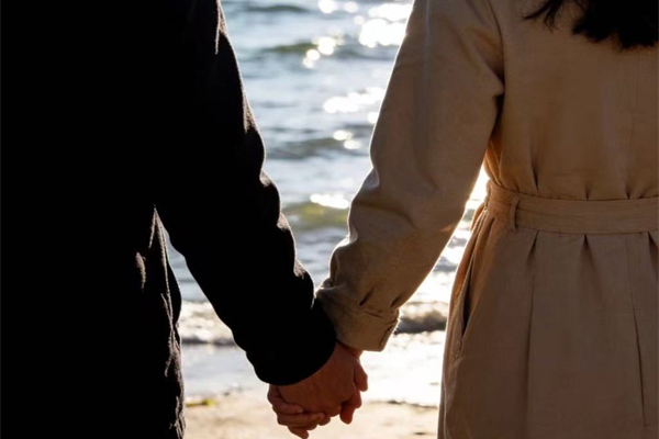 婚恋案例 (3)